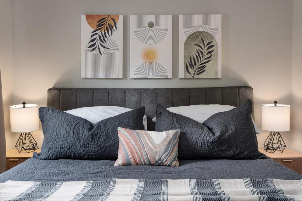 Bed, Bedroom