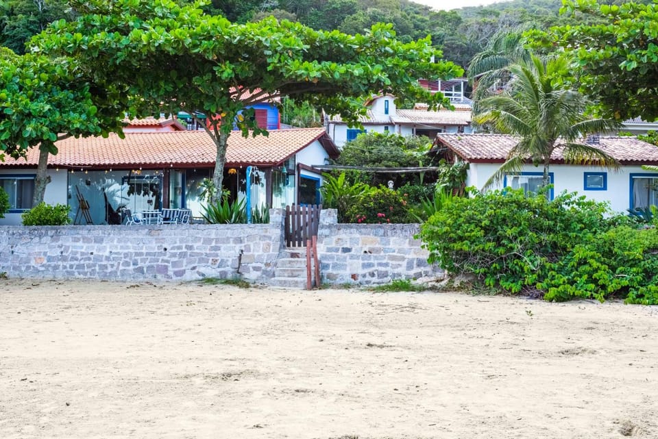 Casa Flor House in Florianopolis