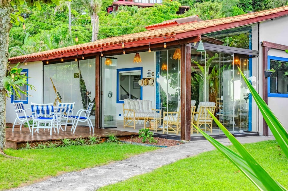 Casa Flor House in Florianopolis