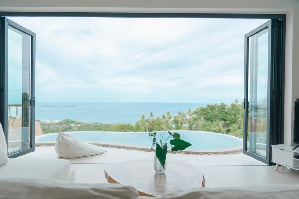 Pool view, Swimming pool