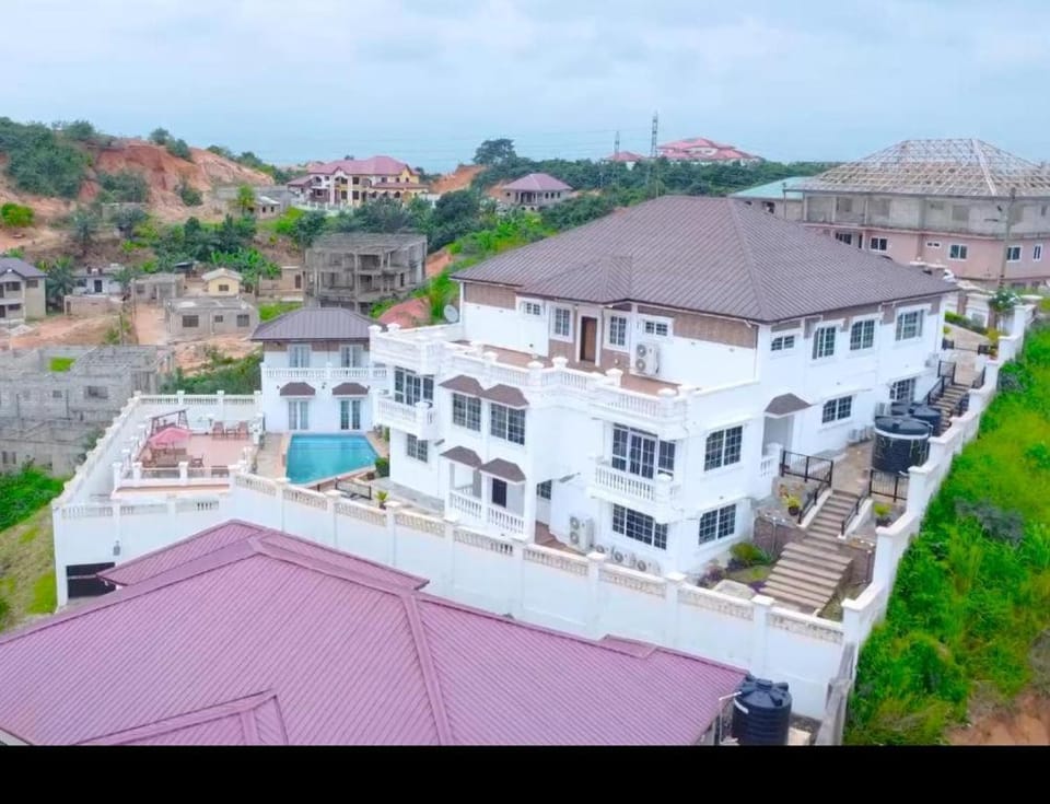 Menson Apartments - Your home away from home Apartment in Ghana