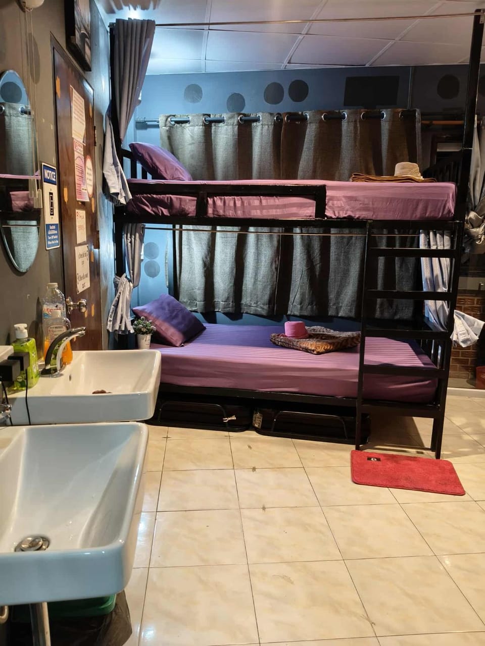 SEAPINE Hostel Hostel in Ko Tao