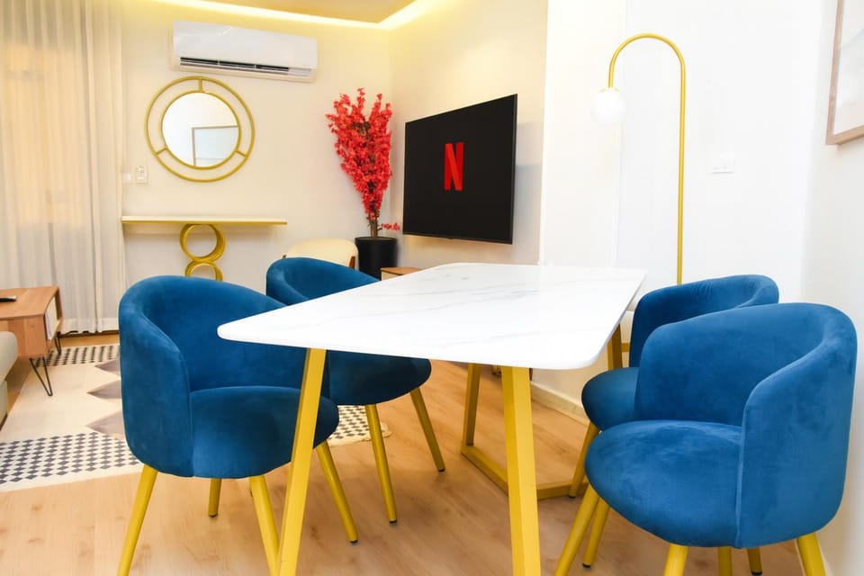 TV and multimedia, Dining area