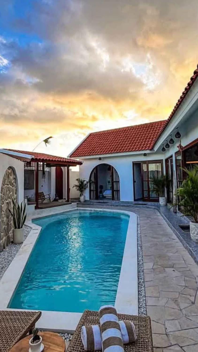 Villa sandrina Bed and Breakfast in North Kuta