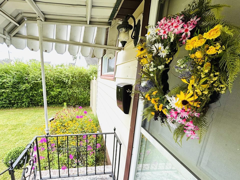 Property building, Garden, View (from property/room), Balcony/Terrace, Garden view