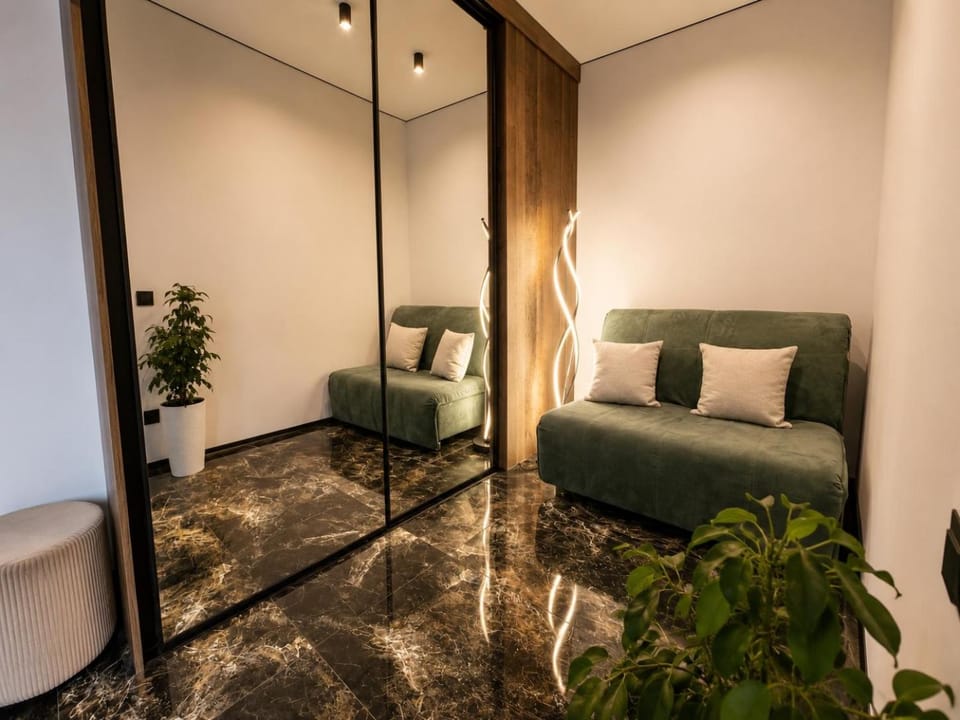 Сучасні апартаменти в новому ЖК Great House,район автовокзалу,центр,поруч обласна лікарня,парковка,автономне опалення,два окремі місця Apartment in Ukraine