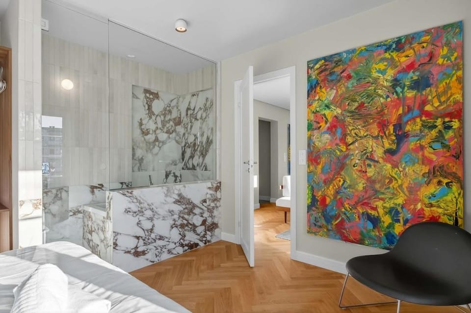 Bedroom, Bath