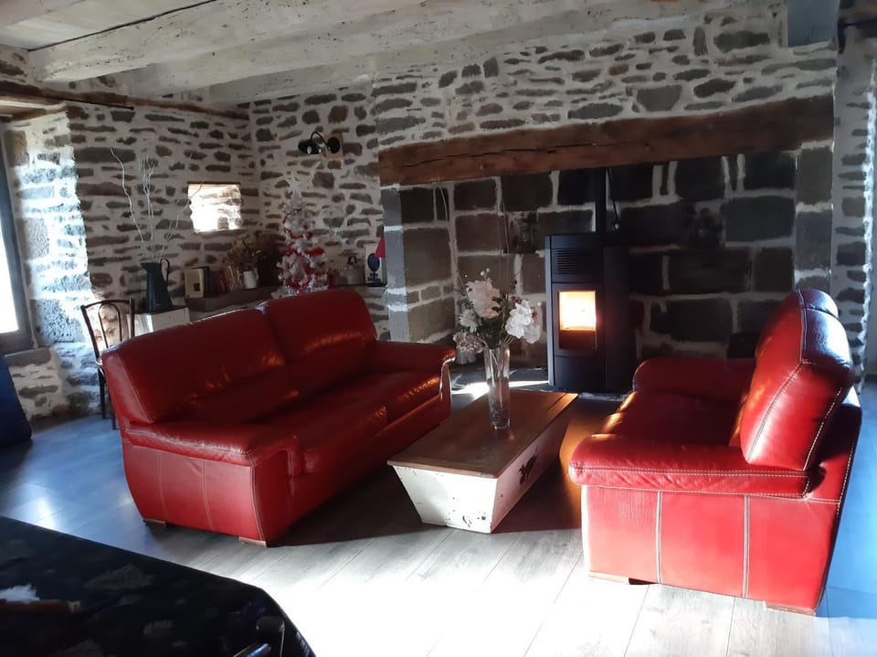 Gite La chaumière House in Auvergne-Rhône-Alpes