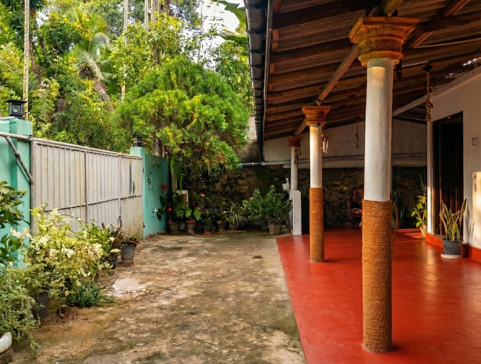 Nadee Villa House in Southern Province