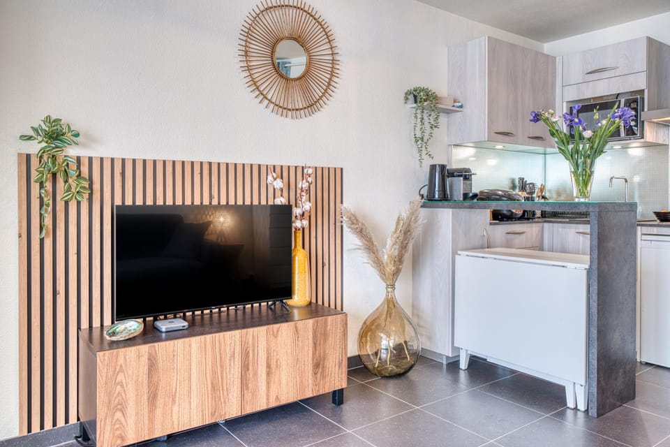 TV and multimedia, kitchen