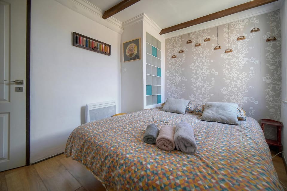 FRGK Fisherman House Rooftop Terrace Walk to Palais Suquet Villa in Cannes