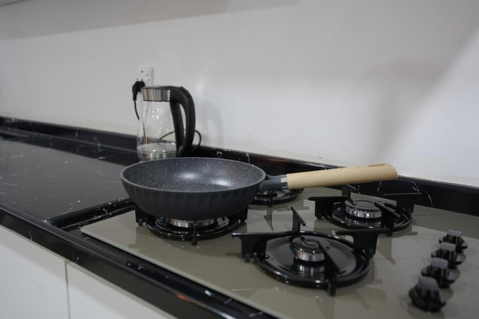 Kitchen or kitchenette, kitchen