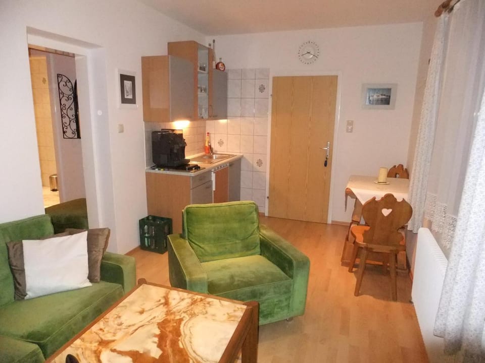 Gästehaus Riki Oberschmid Apartment in Salzburgerland