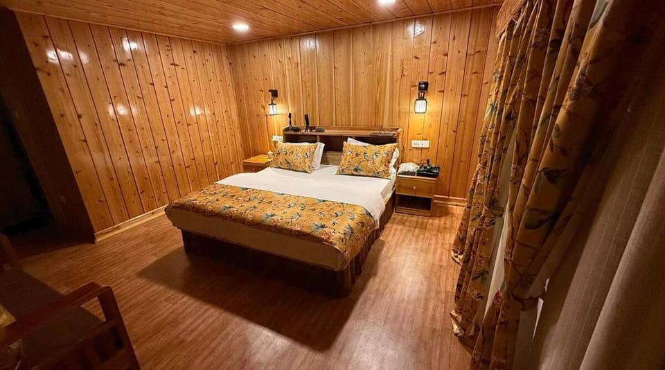 HimalayaNest - All Inclusive Eco and Local Food Chalet in India