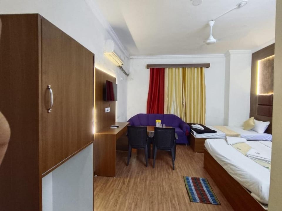 Hotel classic inn Hotel in Hyderabad