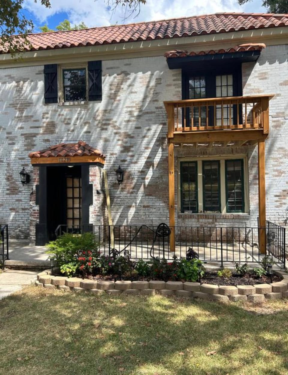 Property building, Facade/entrance