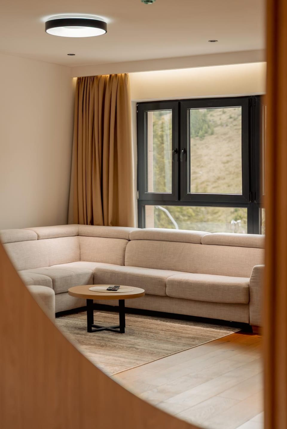 View (from property/room), Living room, Seating area, Mountain view