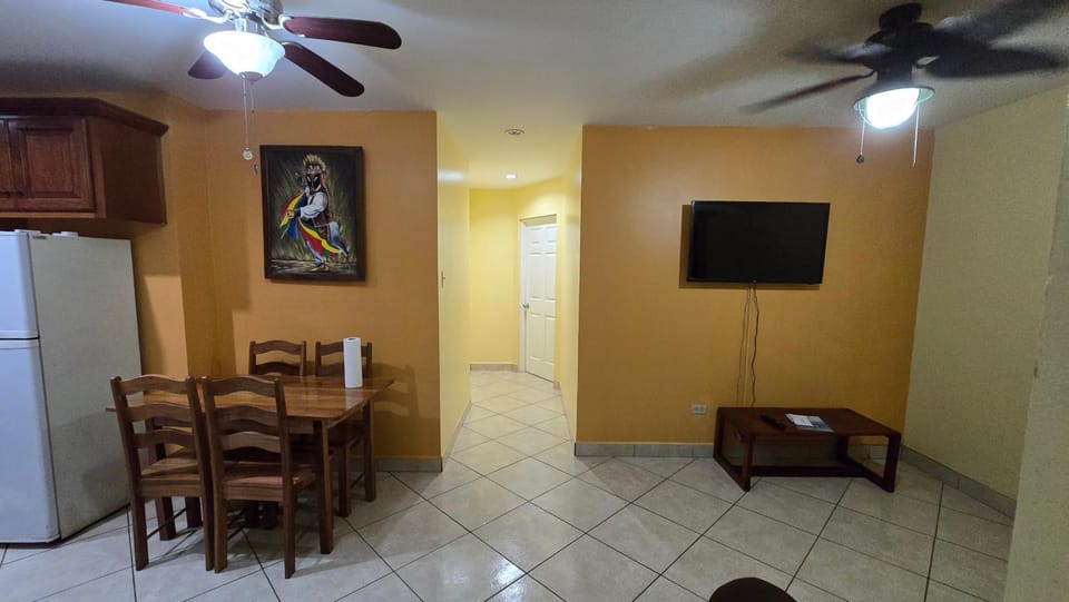 Paradise suites and residence with pool and balcony Apartment in San Pedro