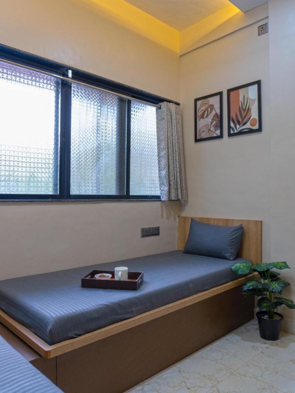 D Gloaming Nest Hostel in Pune