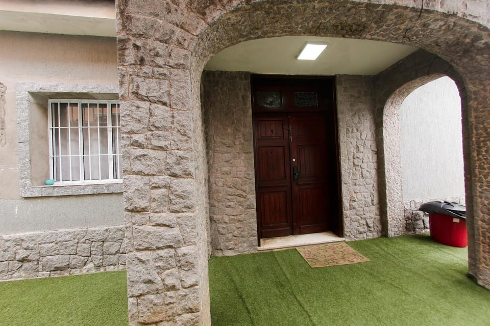 Castelinho Solemar - Suíte Premium com Banheira Privativa e Ar Bed and Breakfast in State of São Paulo