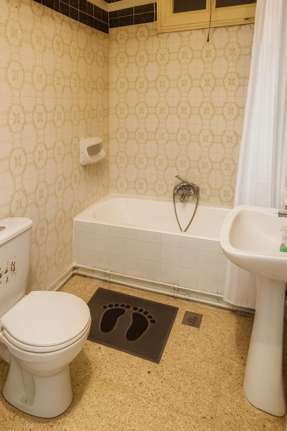 Toilet, Bathroom, Bath