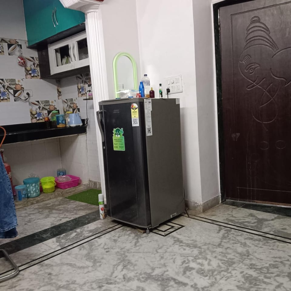 Shri Aalay Apartment in Lucknow