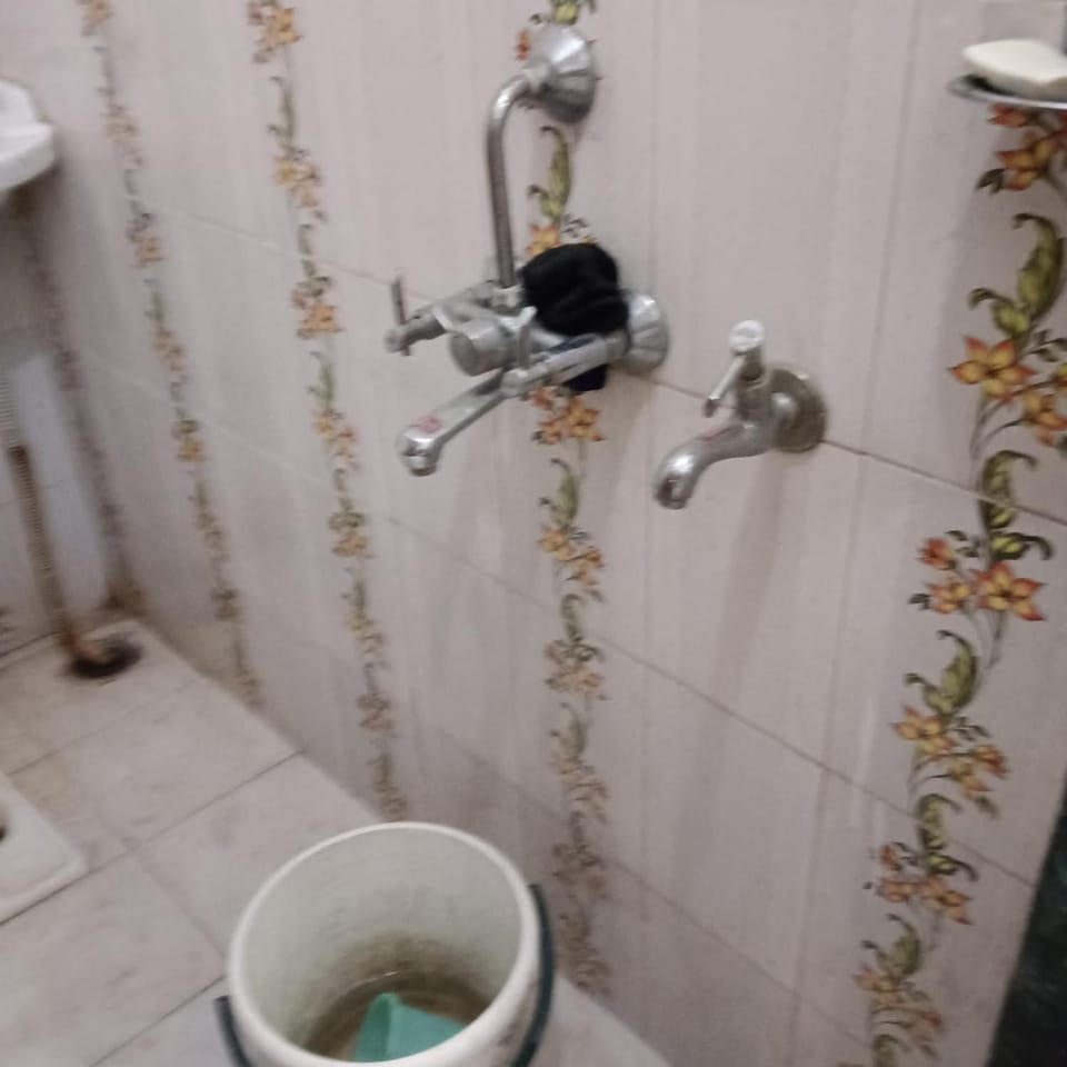 Shri Aalay Apartment in Lucknow