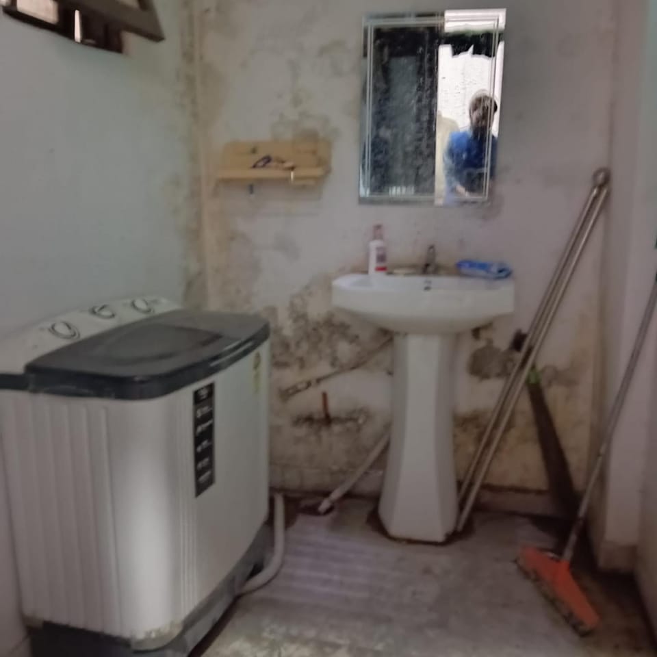 Shri Aalay Apartment in Lucknow