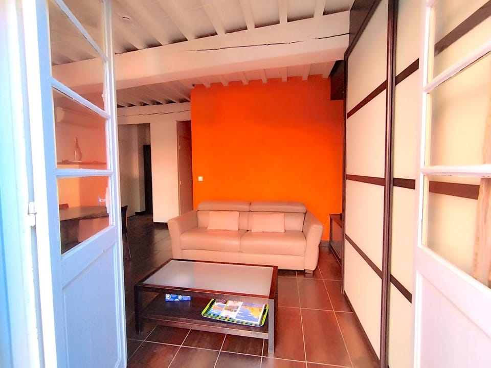 Living room, wardrobe