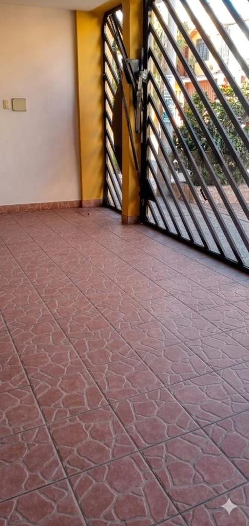 Apartamento Amoblado con Estacionamiento primer piso Apartment in Tacna