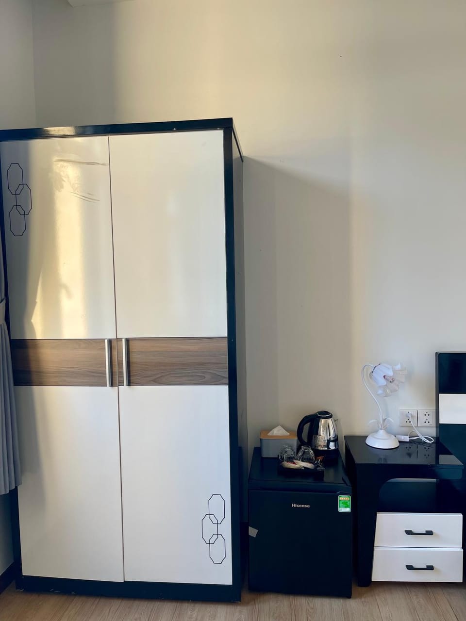 wardrobe