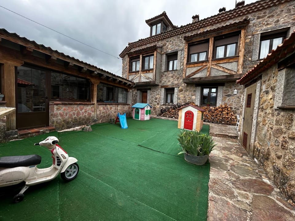 Vista Bella Segovia House in Castile and León