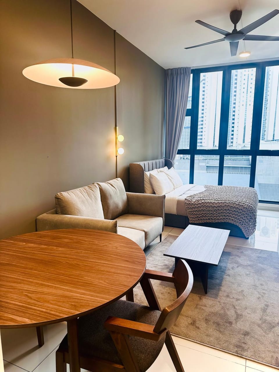 Living room, Seating area