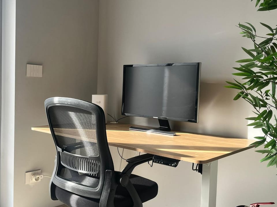 furniture, internet