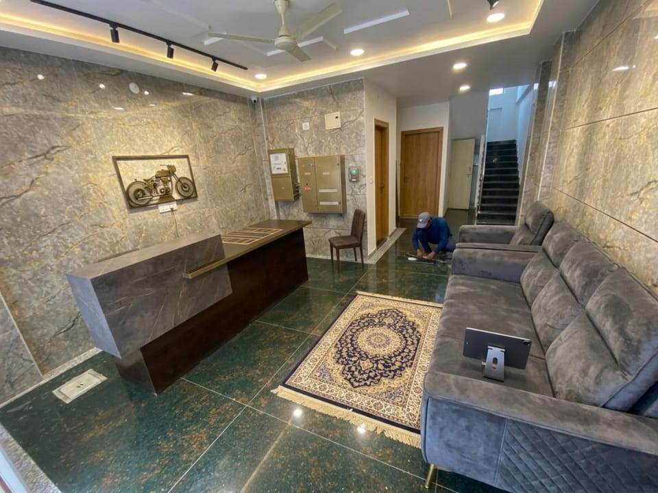 Property building, Lobby or reception, Seating area