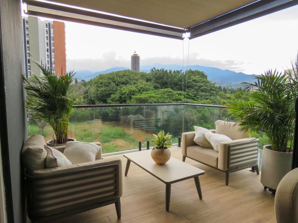 Lujo & Confort - Moderno apto con piscina y tennis Apartment in Cali