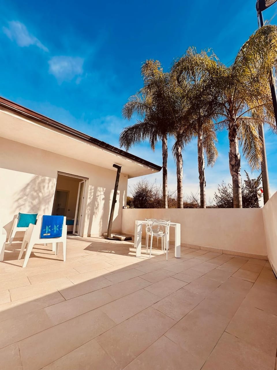 Property building, Balcony/Terrace