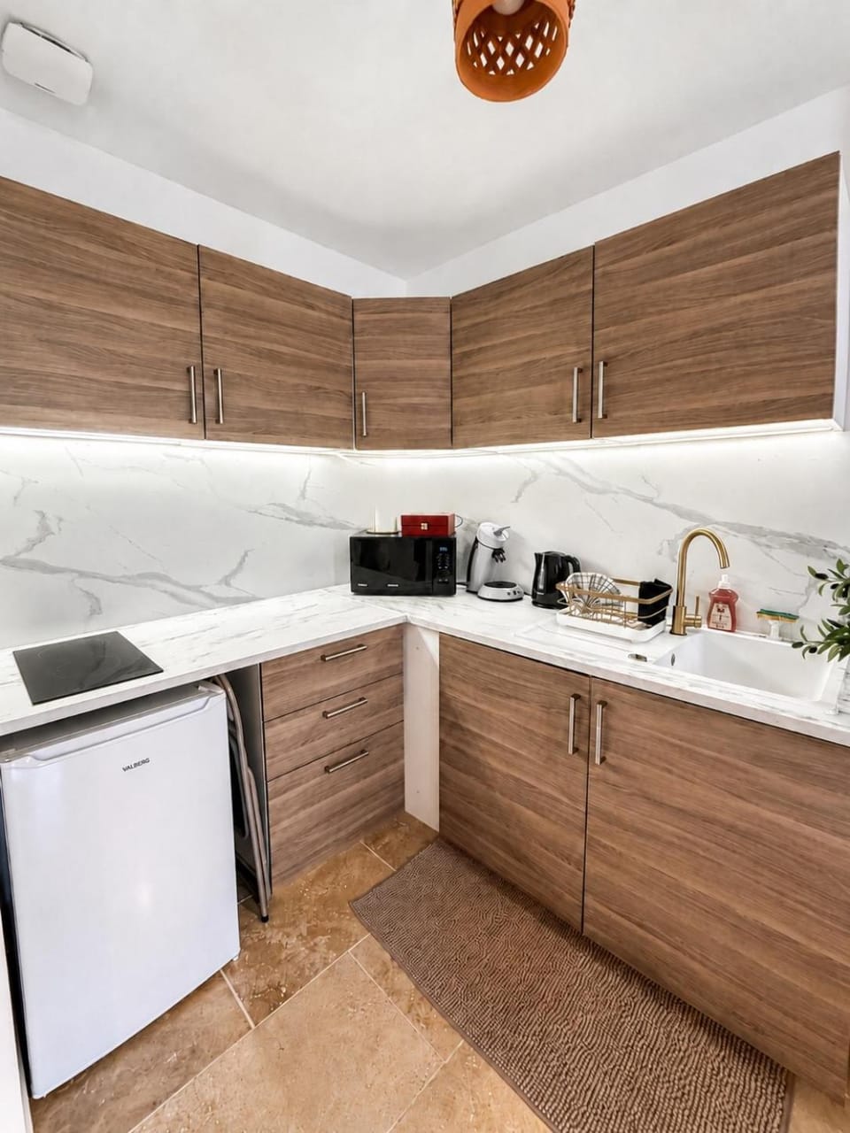 César Room - Appartement Antique 2-3 pers, parking privé,proche centre et gare Apartment in Grand Est