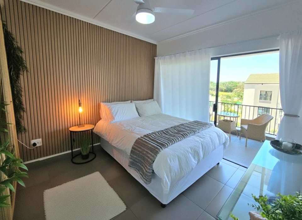 Bed, Sauna, Balcony/Terrace, Seating area, Bedroom