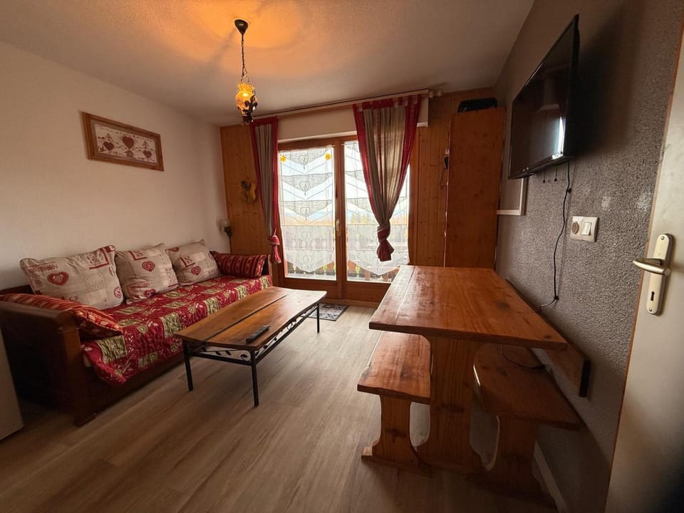 apptT2 station ski familiale Apartment in Haute-Savoie
