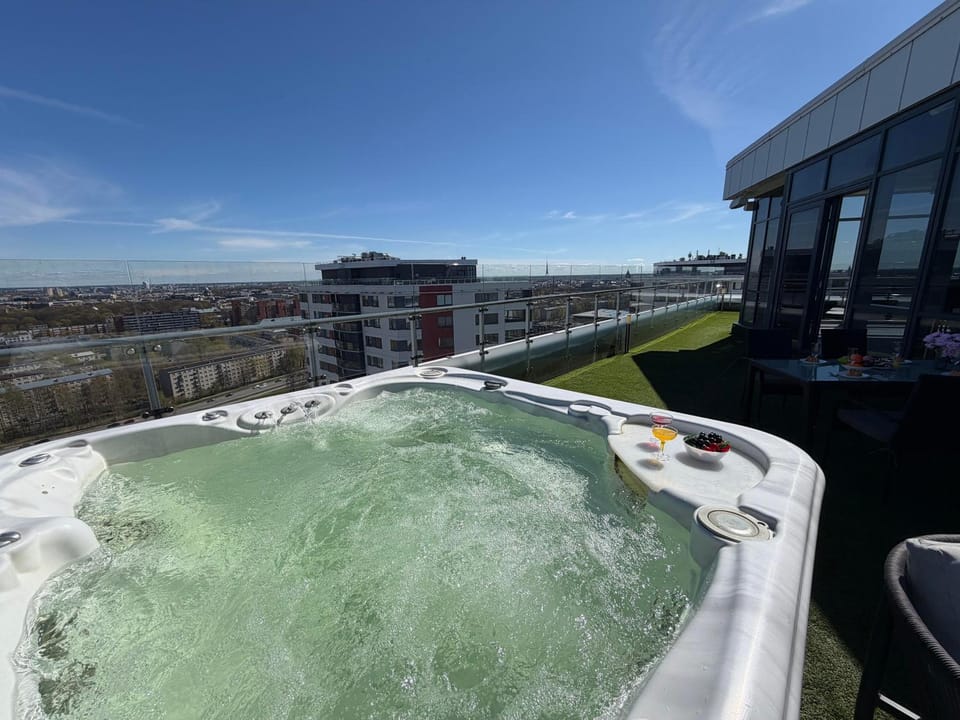 Exclusive Penthouse And SPA Apartment in Riga