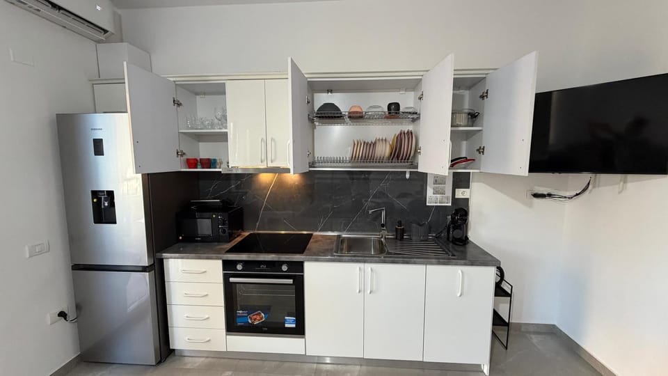Ela Seeside Apartment Apartment in Tirana County, Albania