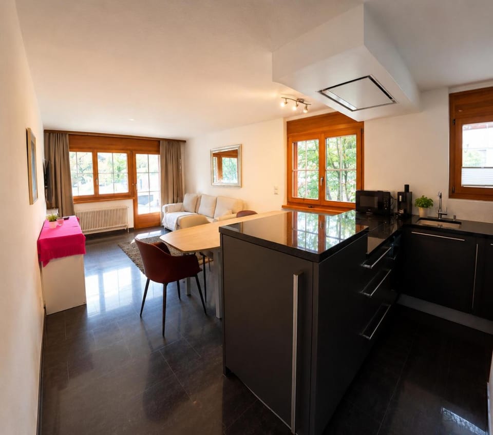 Living room, Dining area, kitchen