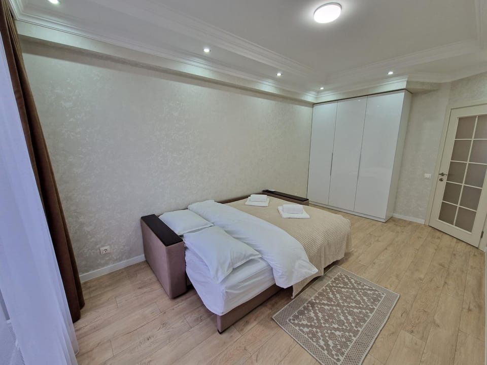 Bed, Bedroom, wardrobe
