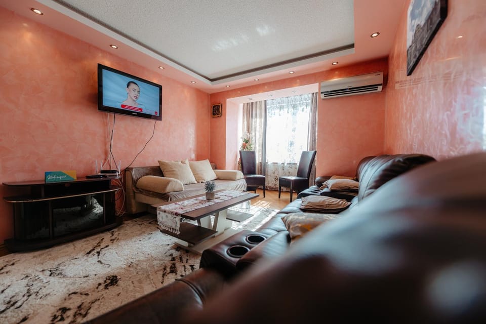 Downtown Cozy Retreat - parcare inclusa Apartment in Romania