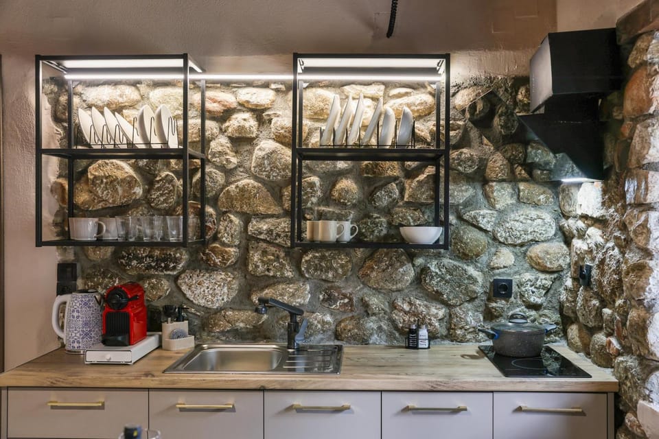 Coffee/tea facilities, Kitchen or kitchenette