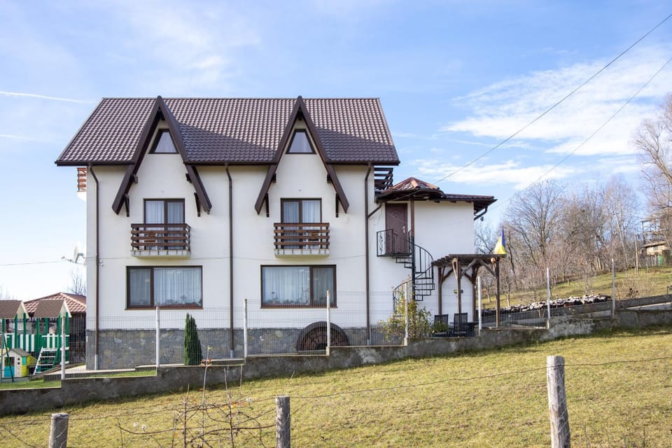 Property building, Day, Natural landscape, Children play ground