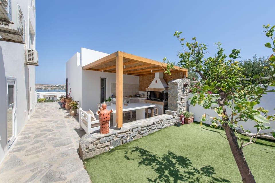 Crystal Dream Paros Bed and Breakfast in Paros