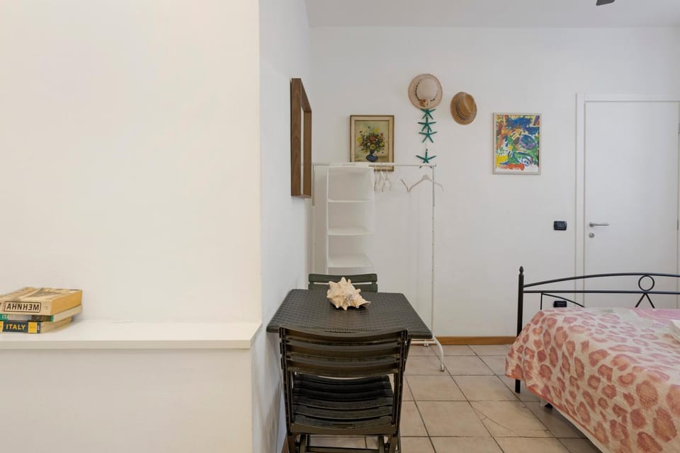 Property building, Living room, Bedroom