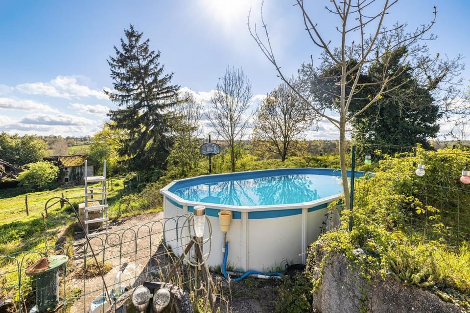 Property building, Swimming pool